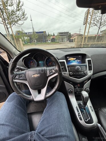Chevrolet Cruze-5