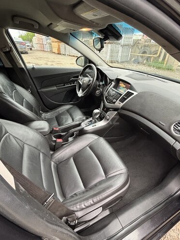 Chevrolet Cruze-6