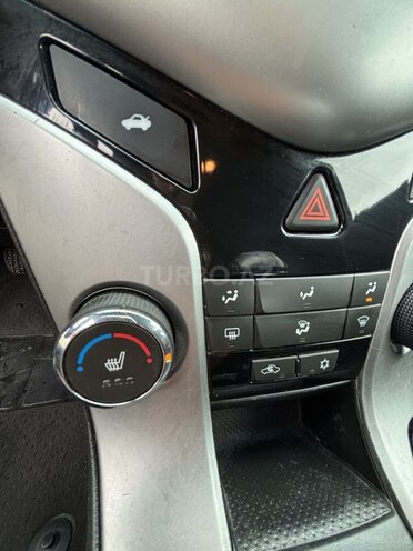 Chevrolet Cruze-8