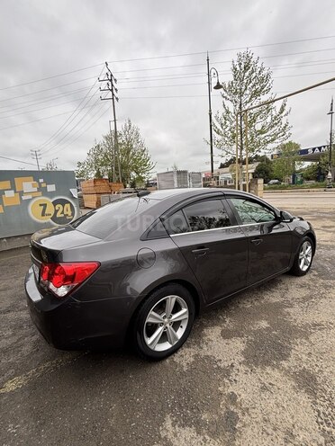 Chevrolet Cruze-3