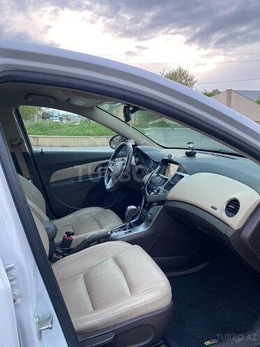 Chevrolet Cruze 2014, 402,000 km - 1.4 l - Qazax