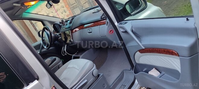 Mercedes Viano 2005, 413,000 km - 2.2 л - Zaqatala