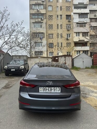 Hyundai Avante 2018, 174,000 km - 1.6 l - Bakı