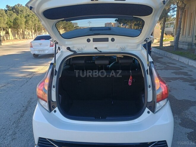 Toyota Aqua 2016, 85,000 km - 1.5 l - Bakı