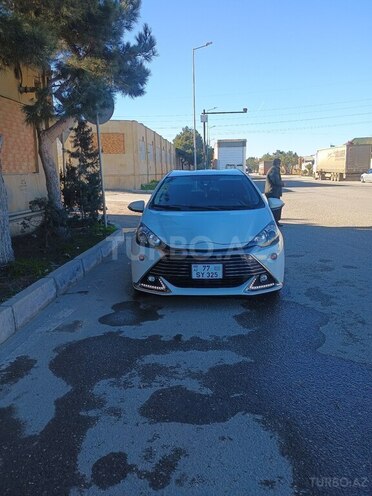 Toyota Aqua 2016, 85,000 km - 1.5 l - Bakı