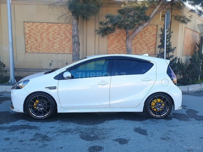 Toyota Aqua 2016, 85,000 km - 1.5 l - Bakı