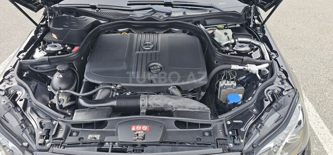 Mercedes E 220 d-16