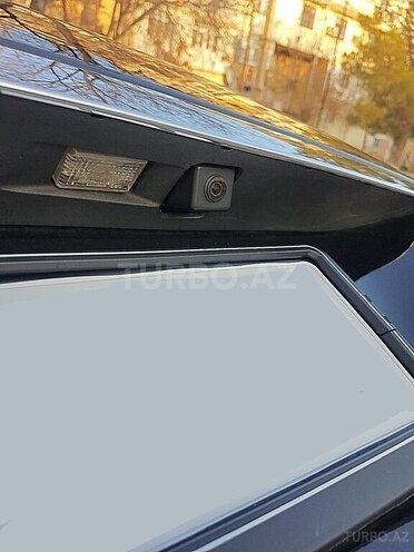 Mercedes E 220 d-17