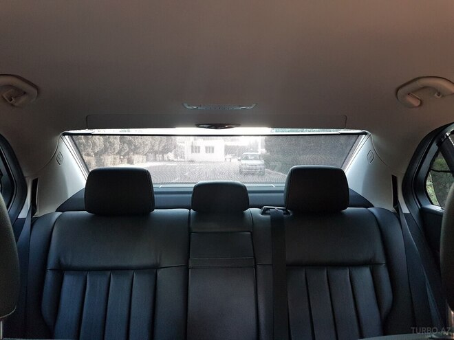 Mercedes E 220 d-21