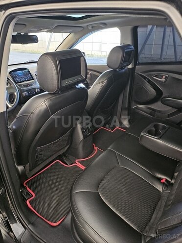 Hyundai Tucson-13