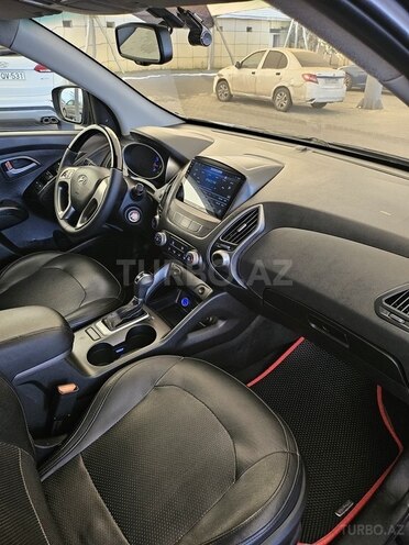 Hyundai Tucson-12