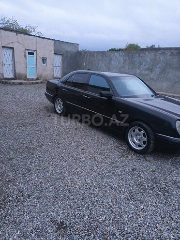 Mercedes E 280 1998, 66,093 km - 2.8 l - Şəmkir