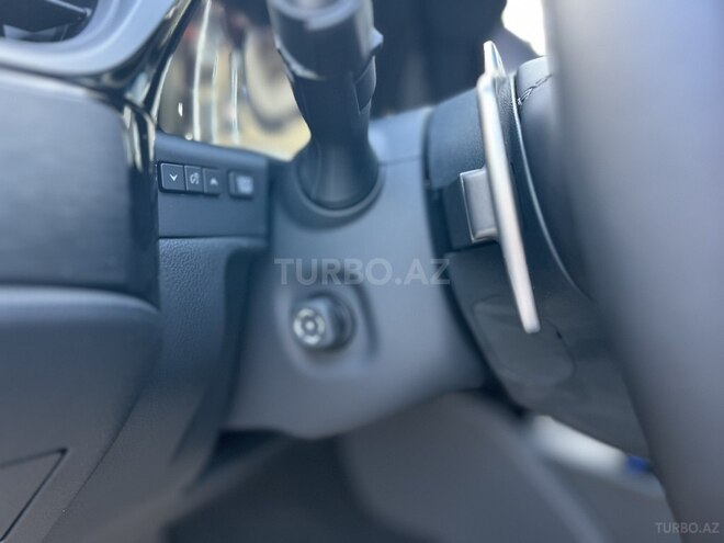 Lexus ES 300h-12