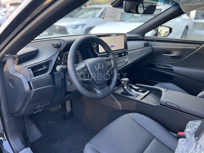 Lexus ES 300h-7