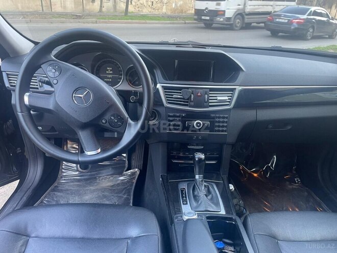 Mercedes E 220 d 2010, 364,255 km - 2.2 l - Xırdalan