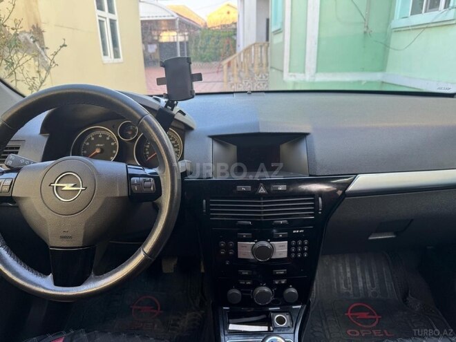 Opel Astra 2009, 240,000 km - 1.4 l - Bakı