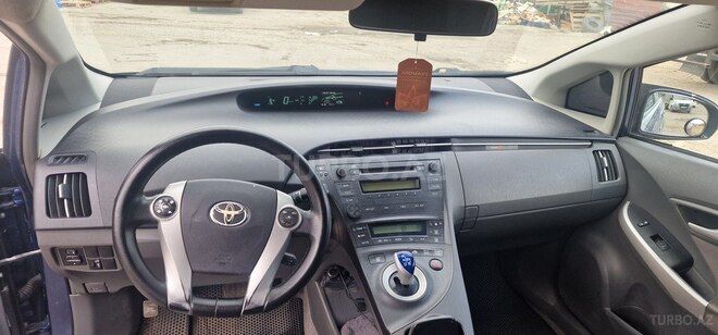 Toyota Prius 2010, 266,800 km - 1.8 л - Bakı