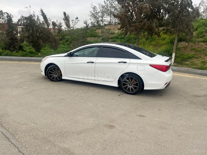 Hyundai Sonata 2013, 33,290 km - 2.4 л - Şirvan