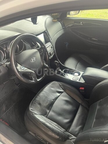 Hyundai Sonata 2013, 33,290 km - 2.4 л - Şirvan