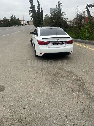 Hyundai Sonata 2013, 33,290 km - 2.4 л - Şirvan