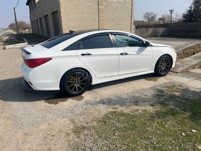 Hyundai Sonata 2013, 33,290 km - 2.4 л - Şirvan