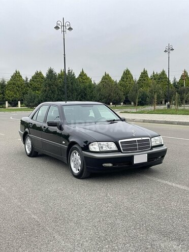 Mercedes C 200 1999, 235,000 km - 2.0 л - Ağdaş