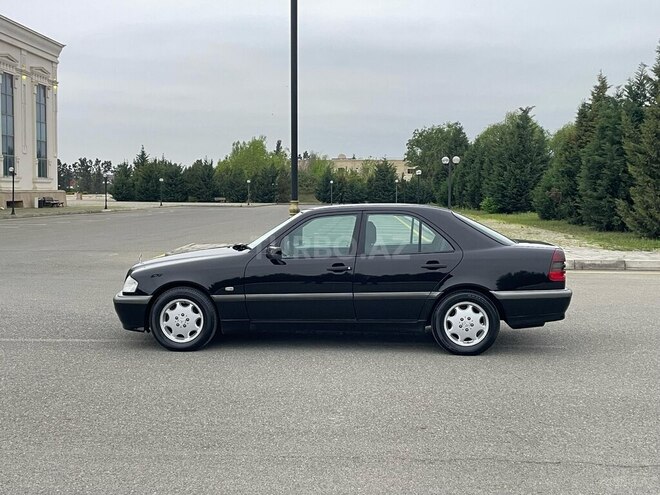 Mercedes C 200 1999, 235,000 km - 2.0 л - Ağdaş