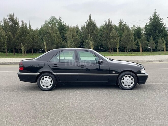 Mercedes C 200 1999, 235,000 km - 2.0 л - Ağdaş