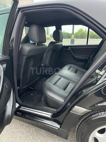 Mercedes C 200 1999, 235,000 km - 2.0 л - Ağdaş