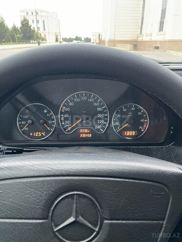 Mercedes C 200 1999, 235,000 km - 2.0 л - Ağdaş