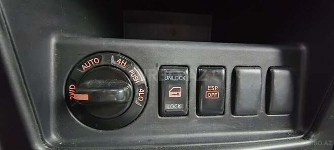 Nissan Pathfinder 2005, 430,000 km - 2.5 l - Bakı