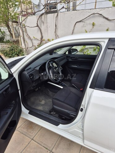 Toyota Corolla Fielder 2018, 137,000 km - 1.5 л - Bakı