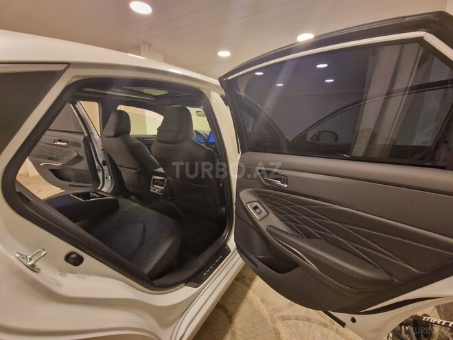 Toyota Avalon 2024, 9,600 km - 2.5 л - Bakı
