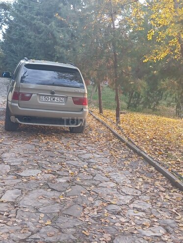 BMW X5 2002, 323,516 km - 4.4 л - Şamaxı