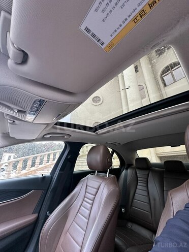 Mercedes E 220 d 4MATIC 2017, 163,000 km - 2.2 л - Bakı