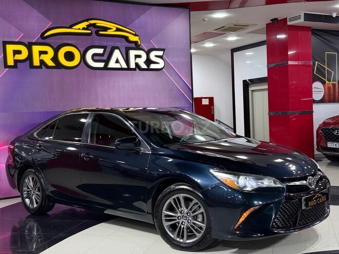 Toyota Camry-5