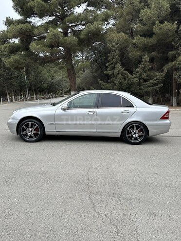 Mercedes C 240 2000, 331,044 km - 2.4 l - Sumqayıt
