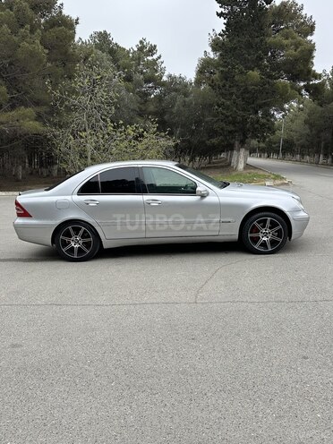 Mercedes C 240 2000, 331,044 km - 2.4 l - Sumqayıt