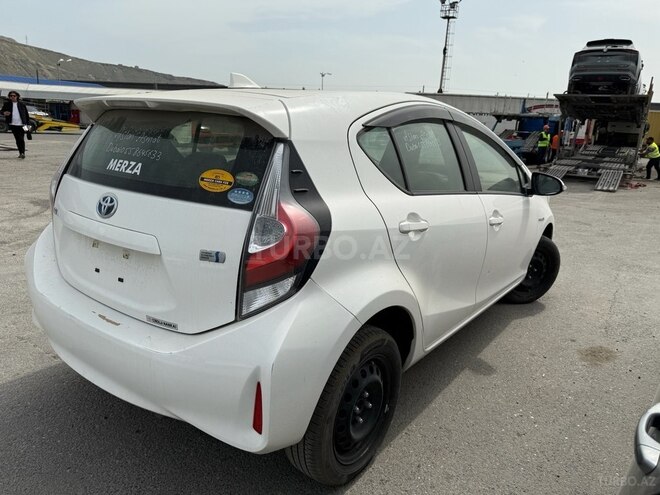 Toyota Aqua 2018, 68,000 km - 1.5 l - Bakı