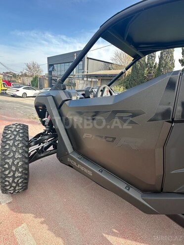Polaris RZR Pro R Ultimate-6
