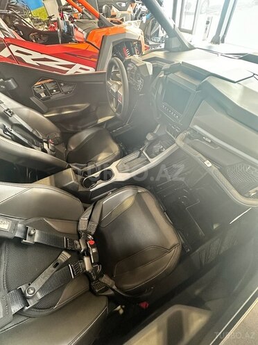 Polaris RZR Pro R Ultimate-15
