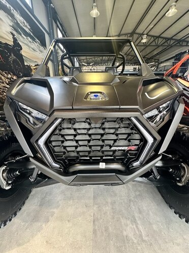 Polaris RZR Pro R Ultimate-14
