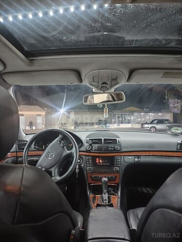 Mercedes E 220 d 2007, 496,406 km - 2.2 л - Gəncə