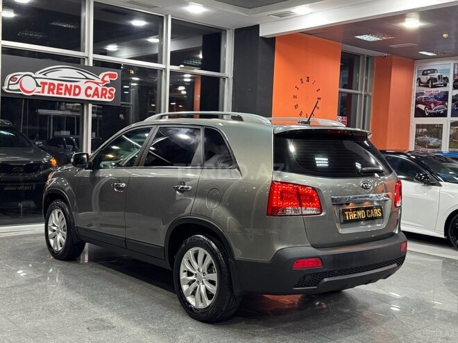 Kia Sorento-7