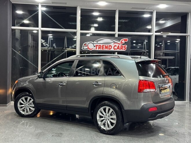 Kia Sorento-5
