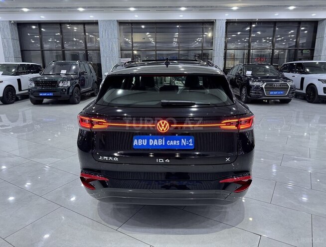Volkswagen ID.4 X-7