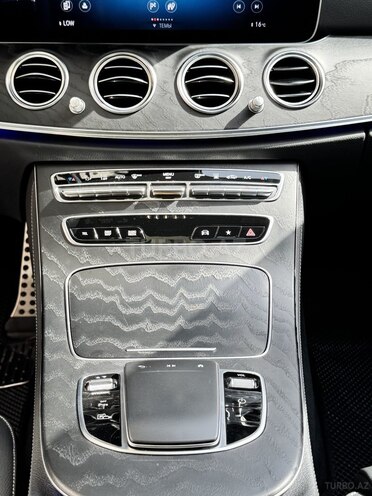 Mercedes E 300 e 2022, 16,000 km - 2.0 l - Bakı