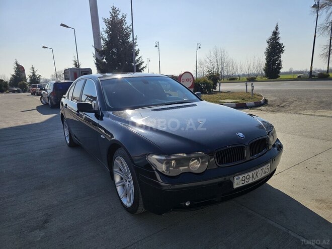 BMW 745 2002, 265,800 km - 4.4 l - Qəbələ