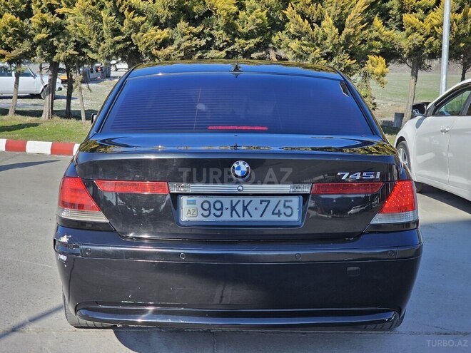 BMW 745 2002, 265,800 km - 4.4 l - Qəbələ