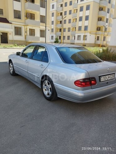 Mercedes E 220 d 2000, 348,000 km - 2.2 l - Sumqayıt